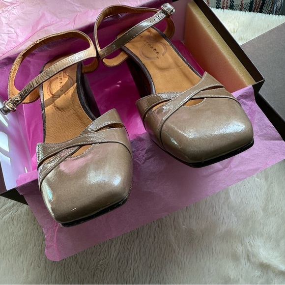 new Chie Mihara Oidina 85mm Patent Leather Pumps Brown Taupe size 9.5 - Picture 3 of 9